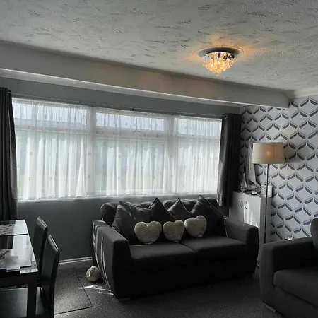 102 M And T Chalets Sunbeach,Scartby Near Great Yarmouth 2 Bed South Facing Chalet Exterior photo