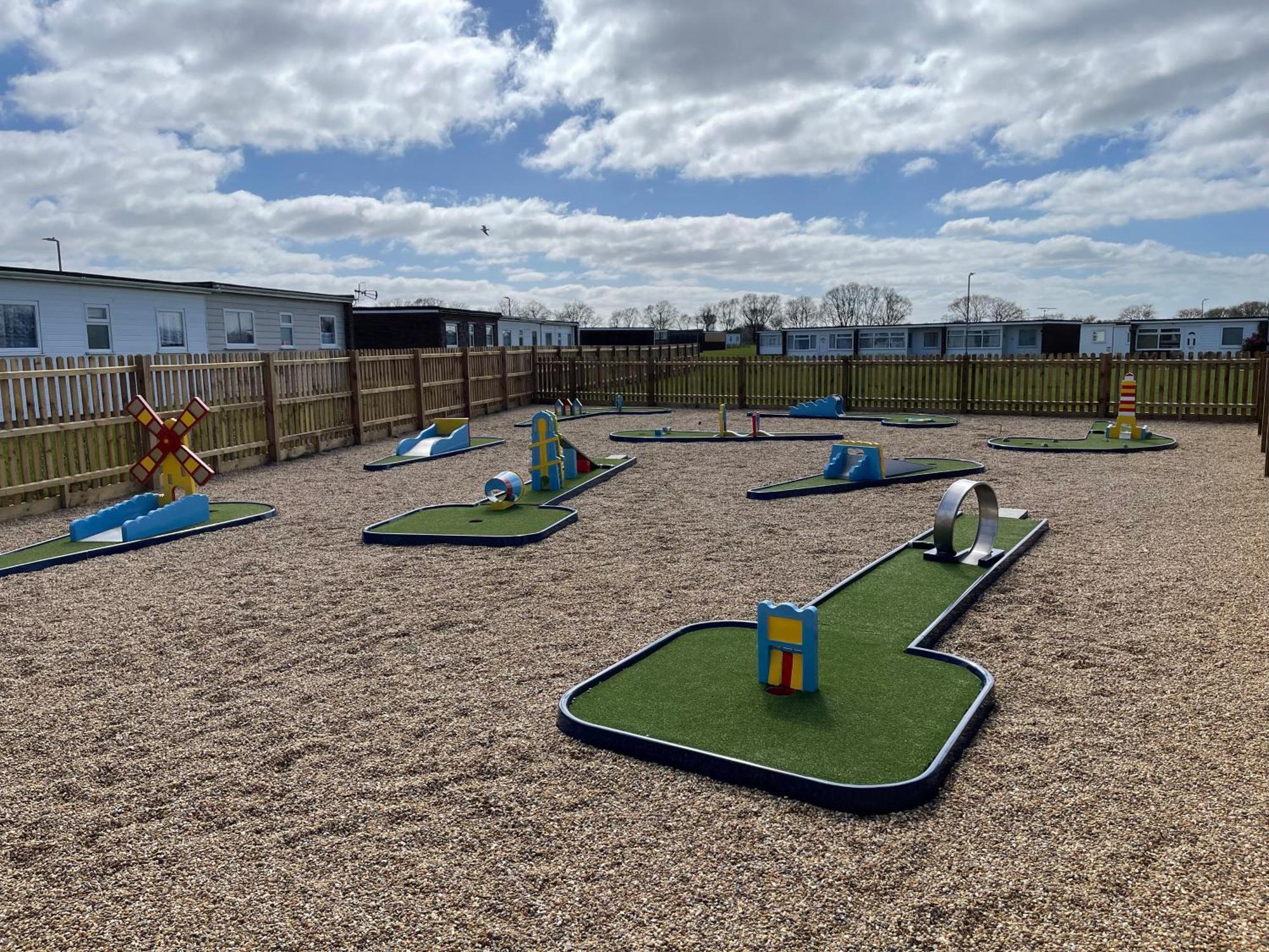 102 M And T Sunbeach,scartby Near 2 Bed South Facing *