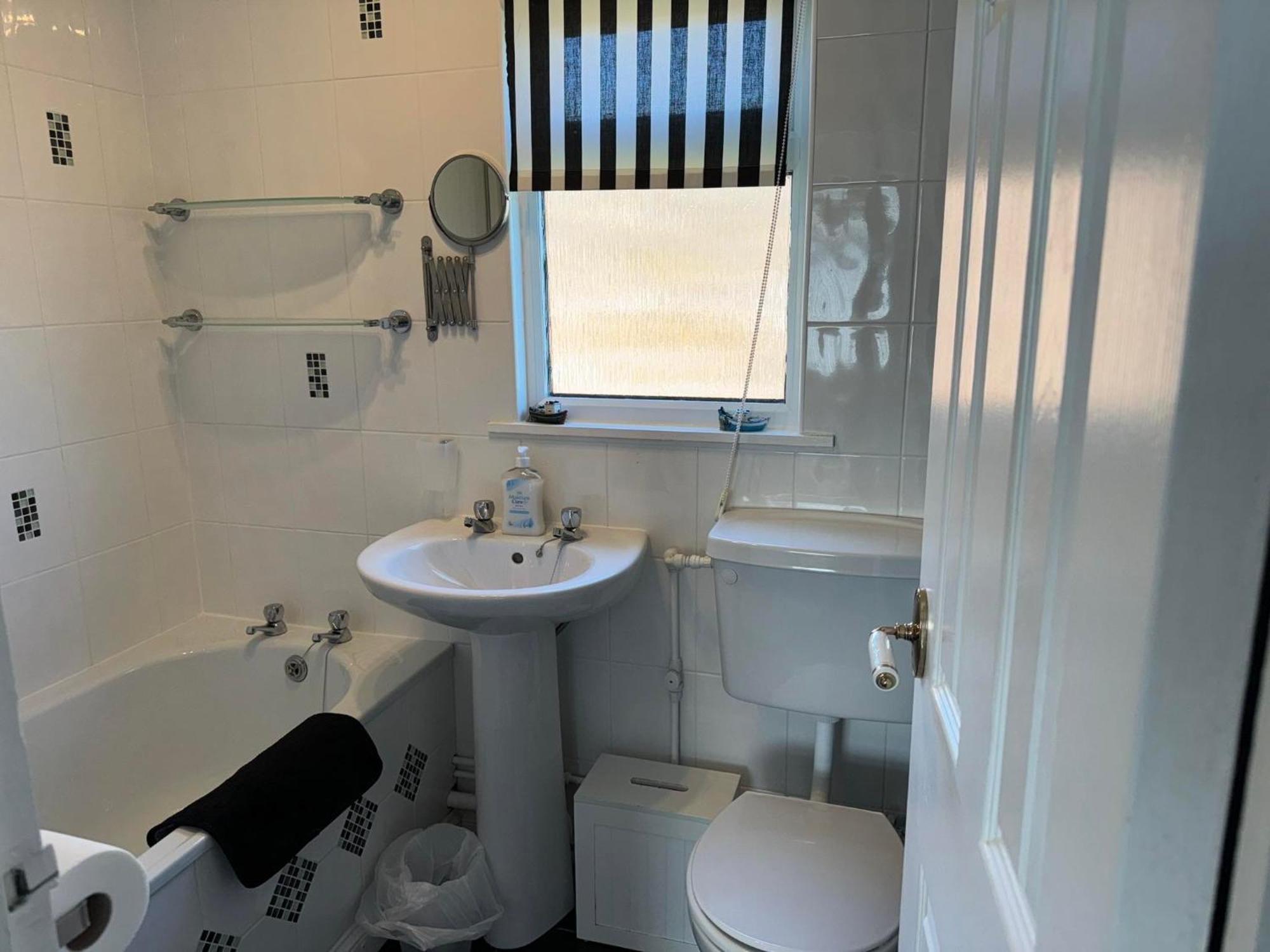 102 M And T Sunbeach,scartby Near 2 Bed South Facing